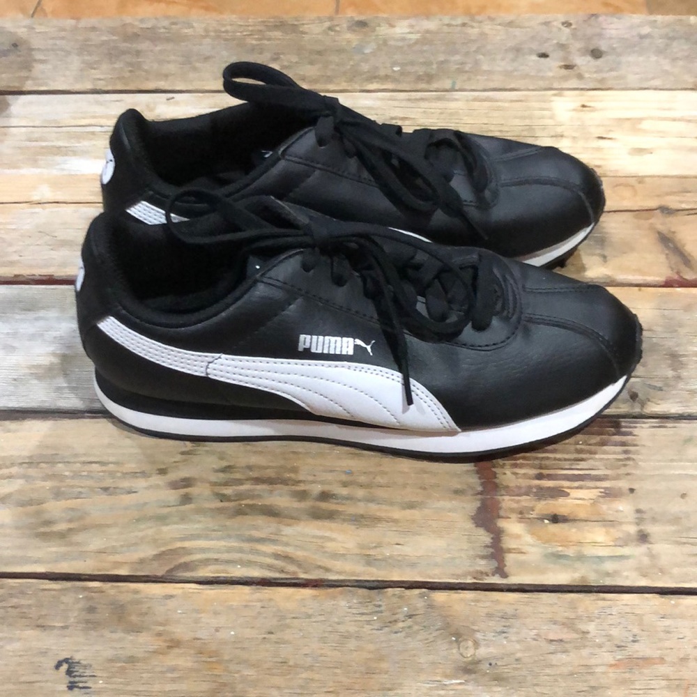 Black Puma Shoes